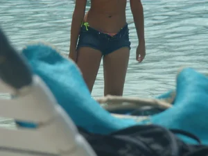 Bikini girls