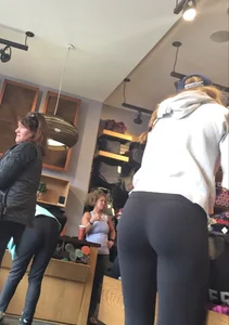 Booty in Yoga Pants Closeups Gallery