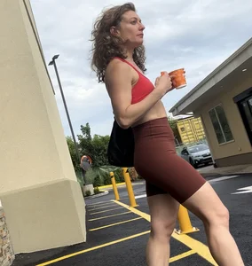 Fit / Jiggly Blonde in tight spandex shorts ( OC , VPL )