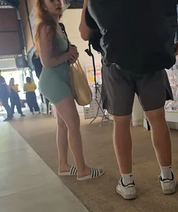 Super hot fit babe with a nice bubble in tight shorts. Look at her face  (OC)