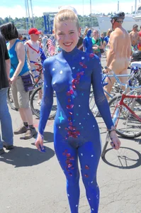 Seattle Fremont Solstice smoking hot nude painted lady with nice pussy and body