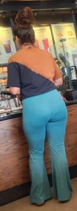 Third time capping this big ass milf in flared leggings