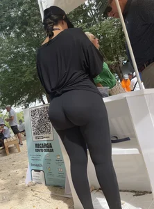 The Best Ass EVER ! 10/10 (OC) NUTBUSTER