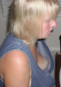 Candid boobs, nip slip and downblouse pics