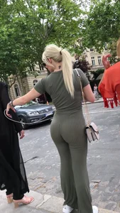 Sexy Jiggle blonde in pants (NOT OC)