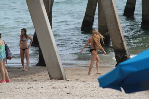 Deerfield Beach bikini girls