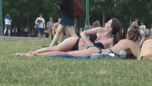 Hot Girls in Swimsuits in the Park Creepshots