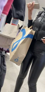 Hottest bubble ass in shiny black leggings