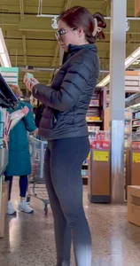 (30th Post!) Fit Chick at Whole Foods Bends Over in leggings