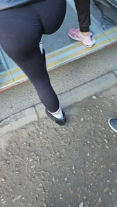 [OC] Redhair girl in tight leggins❤️