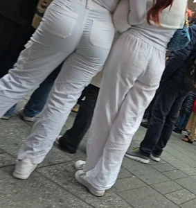 2 Friends, Times Square Ass