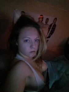 Hot Boobs Downblouse Selfies in Bed