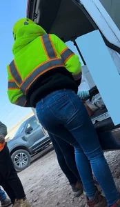 Latina food truck lady  pt 2!