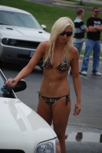 Various sexy girls at car washes in bikinis