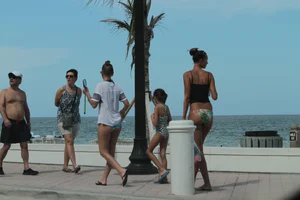 Riviera Beach, Florida tons of sexy bikini babes