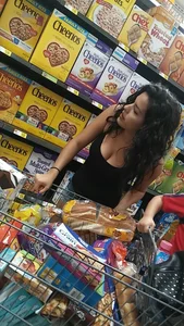 Hot Latina milf in short shorts