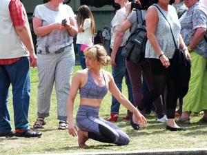 Candid sexy yoga girls