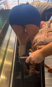 Blonde Pawg at the airport!
