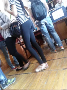 Teen JB in Yoga Pants Classroom Candid Closeup