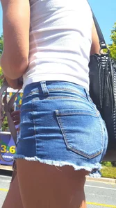 Short jean shorts at a festival