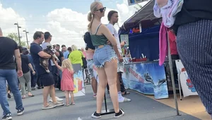 German Teen in thight Jeans Hotpants