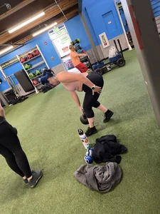 Gym PAWG Pt2 (nike pro leggings, juicy booty(oc))