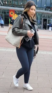 Stocky girl in leggings smoking street creepshots