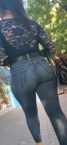 Armenian girl has gorgeous ass