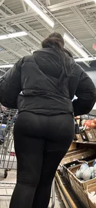 Nice ass w black on black see-thru VPL‼️