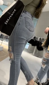 Hot Blonde Pawg In Jeans Shopping