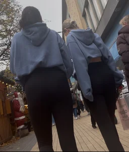 (OC) Queued behind this cute butt in leggings