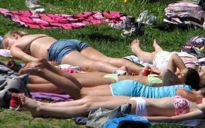 Bikini girls