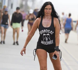 Hot candid summer girls collection