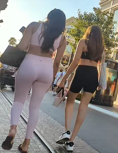 Pink Leggings Great Ass (OC)