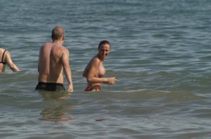 Sexy mature girls on Vilanova topless beach