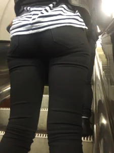 Girl in Tight Pants Subway Escalator Hot Ass Closeup