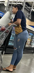 Chica shows bendover abilities + standard caps of chic w nice ass @ Wally‼️