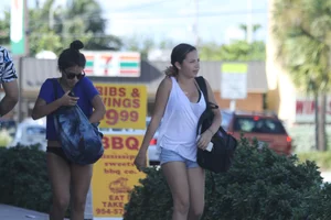 Deerfield Beach, Florida sexy girls and teens in bikinis