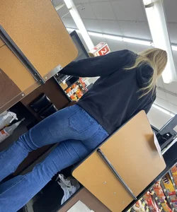 Hot little cashier