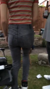 Nice booty and legs in jeans candid video