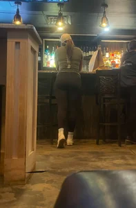 Fit Bubble Butt at the bar (OC)