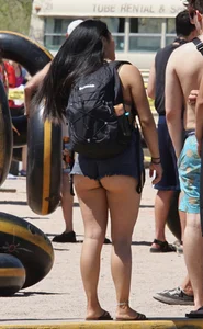 Sexy bikini girls