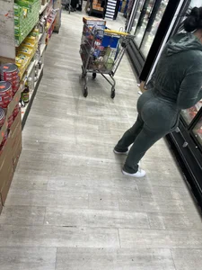 O.C. Latina Booty At The Supermarket