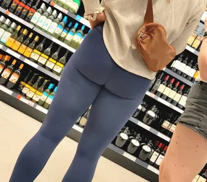 Fit butt in yoga pants (OC)