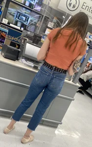 Ass is hungry