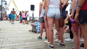 Delicious Teen Asses In Shorts
