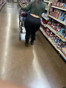 Curvaceous bbl Latina