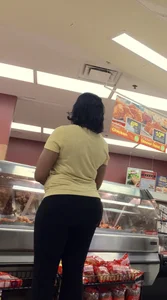 Big booty ebony milf out shopping in tight black leggings