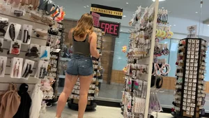 PAWG booty fits these tight jeans! (Not OC)