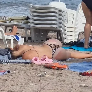 Tantalizing tanlines